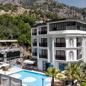2* Hotel Amossia Elite Boutique